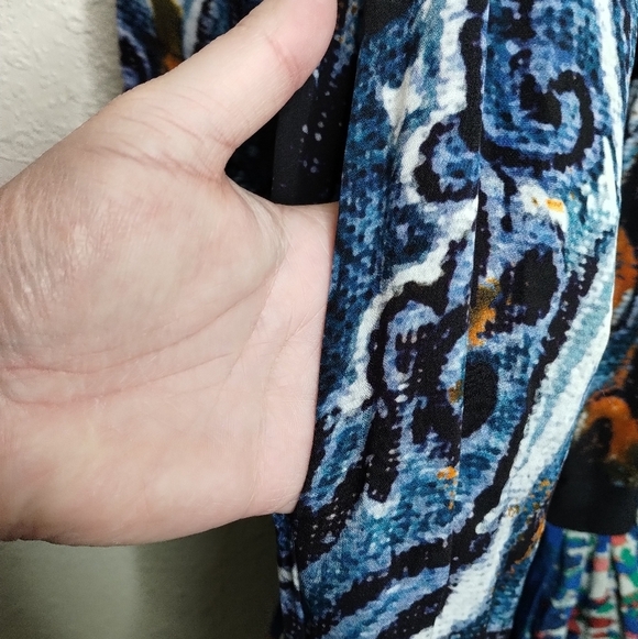 Anthropologie TRYB Silk Flowy Patterned Long Sleeve Dress Women's Size Small - Picture 6 of 9